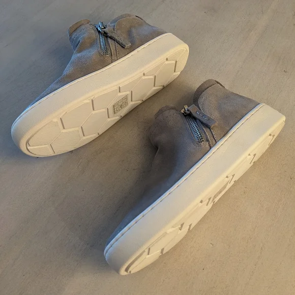 Dolce Vita Grey Suede Zip Shoes - Picture 4 of 7